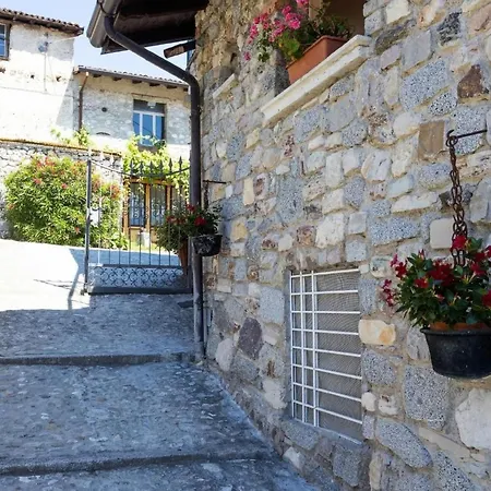 Casa Rita Ap- 1 - Gardasee - By Interhome *
