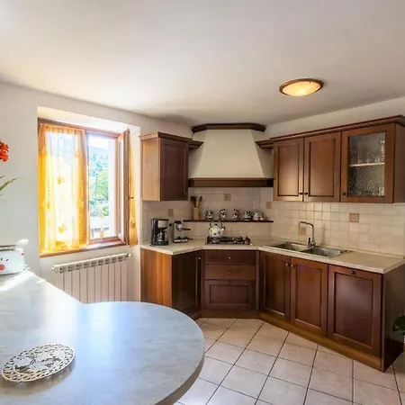 Casa Rita Ap- 1 - Gardasee - By Interhome *